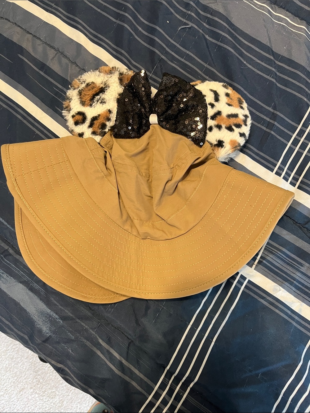 Mickey Ear Safari Hat Leopard Faux Fur Ear Sun Hat with Black Sequin Bow
